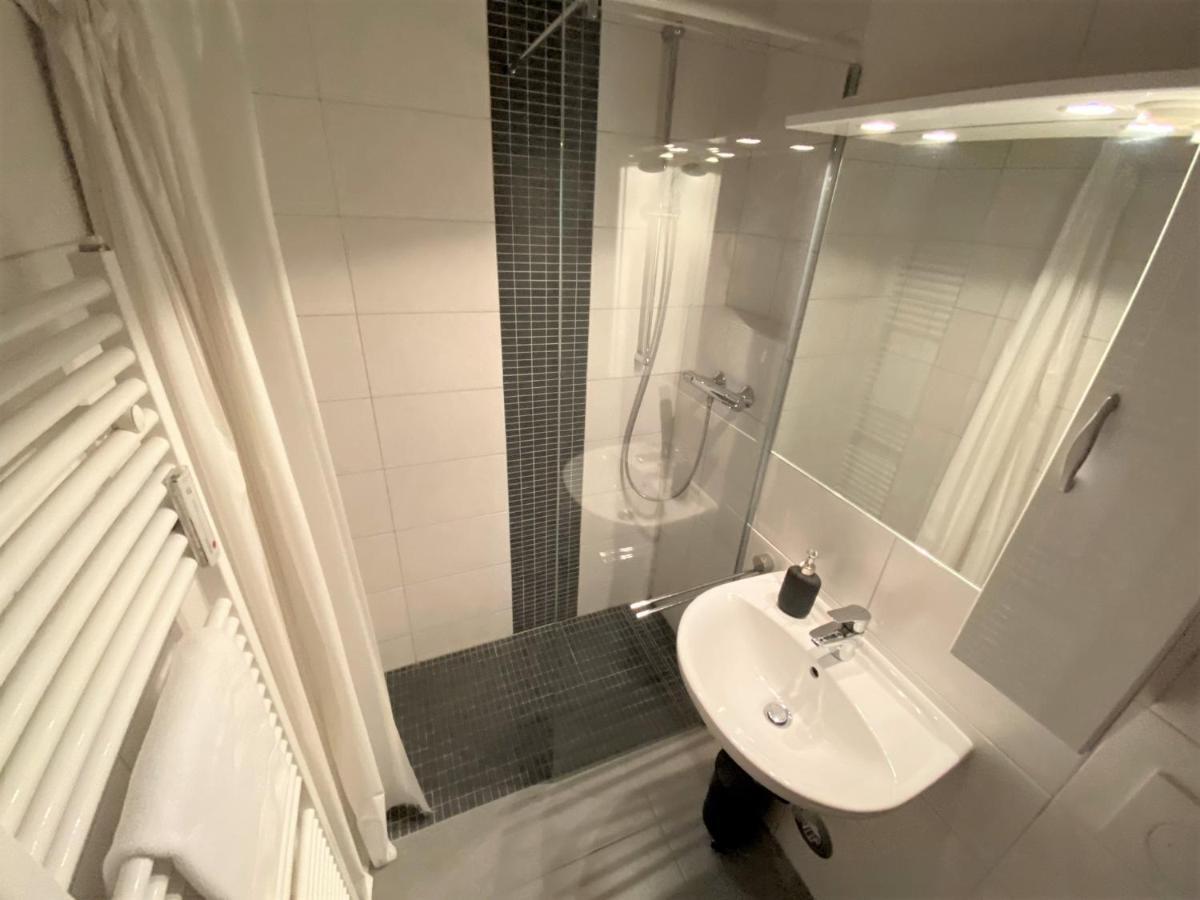Exclusives Apartment In Bestlage +Netflix +Boxspring Bad Füssing Εξωτερικό φωτογραφία